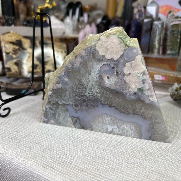 Green quartz flower agate slab - Picture 4 of 8